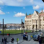 דירה Parlament Panorama Luxury בודפשט