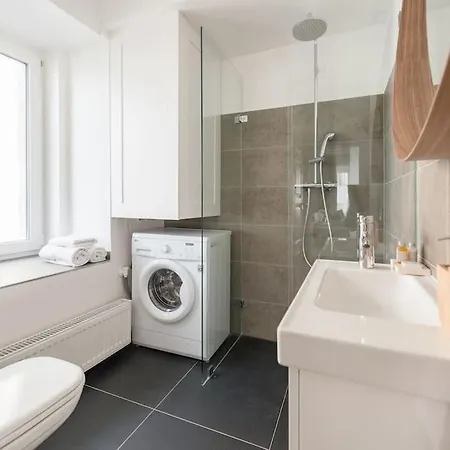 Parlament Panorama Luxury *